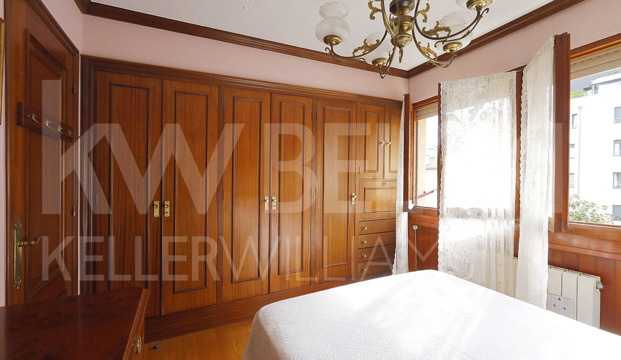 Roberto-Beloki-IP1732-18-M