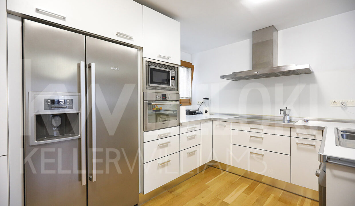 Roberto-Beloki-IP1733-7-M