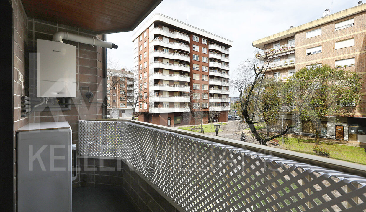 Roberto-Beloki-MP2001-14-M