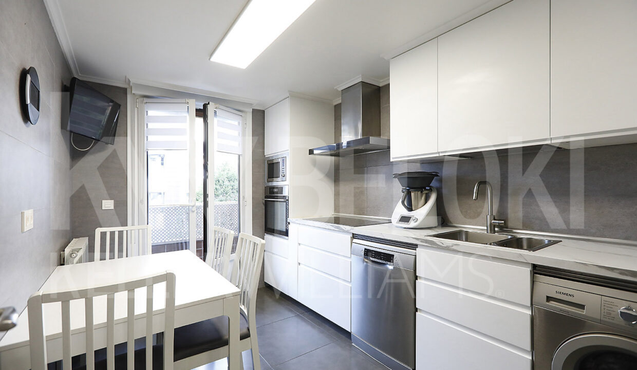 Roberto-Beloki-MP2001-9-M