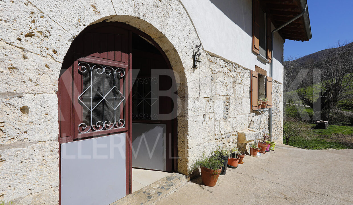 Roberto-Beloki-NC1709-14-M