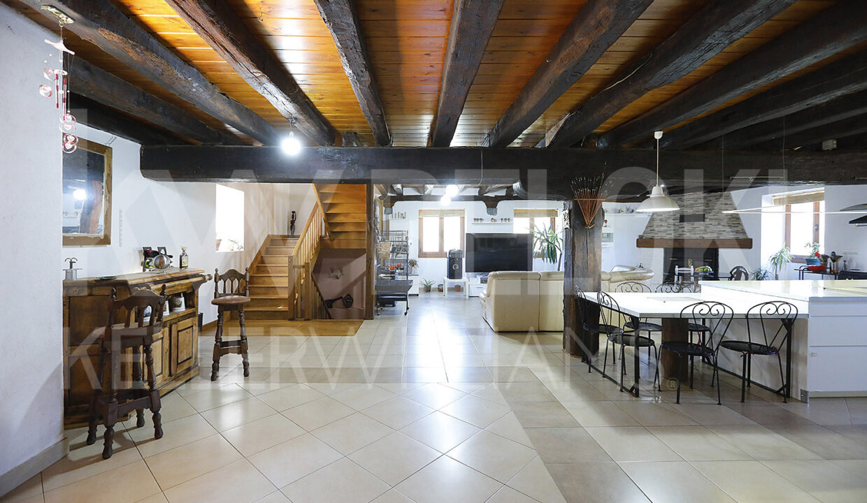 Roberto-Beloki-NC1709-16-M