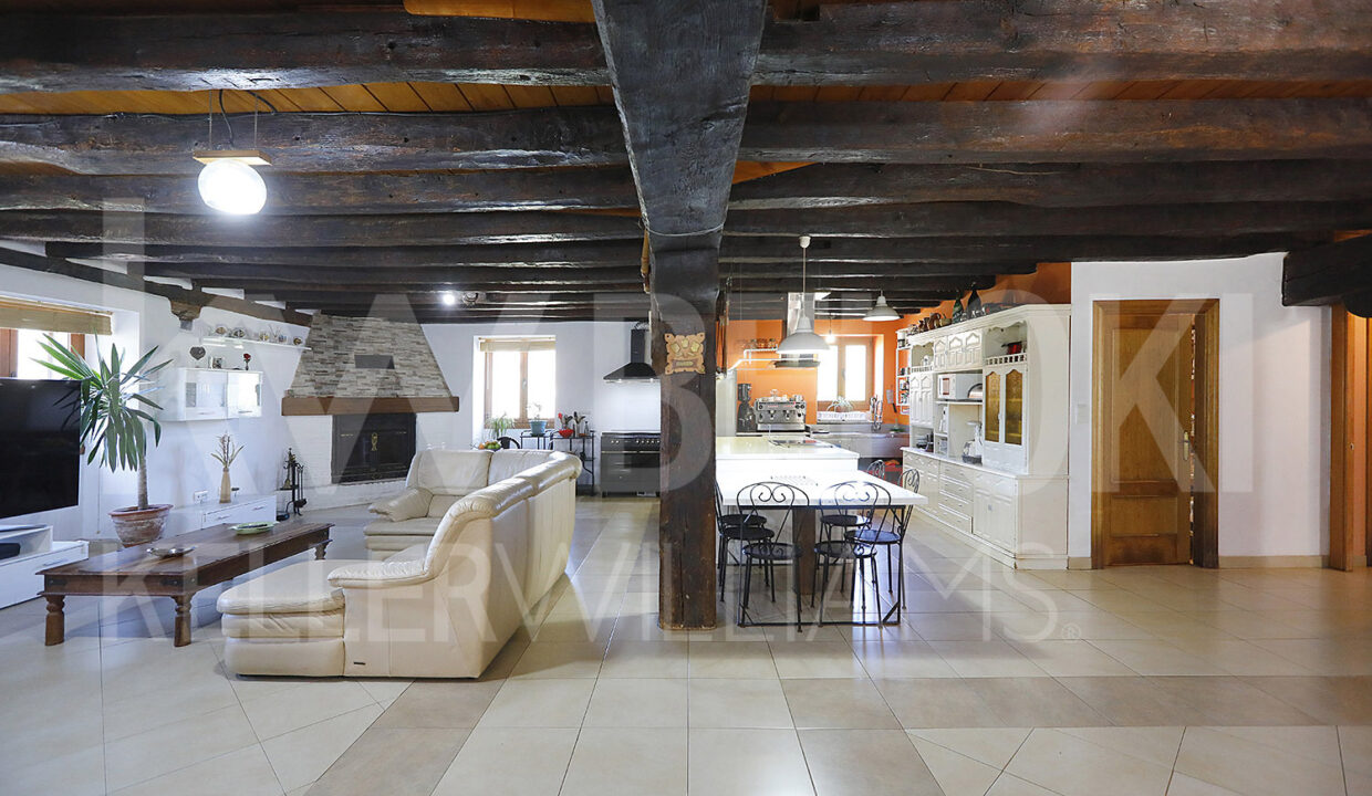 Roberto-Beloki-NC1709-21-M