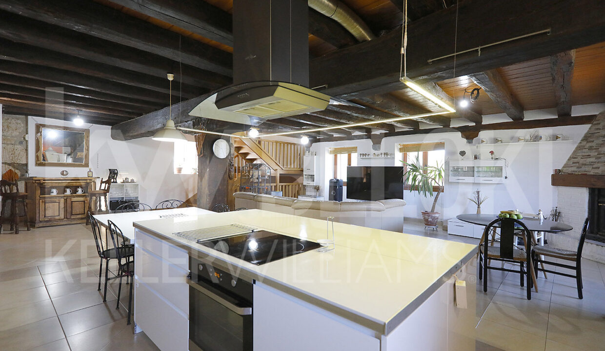 Roberto-Beloki-NC1709-26-M