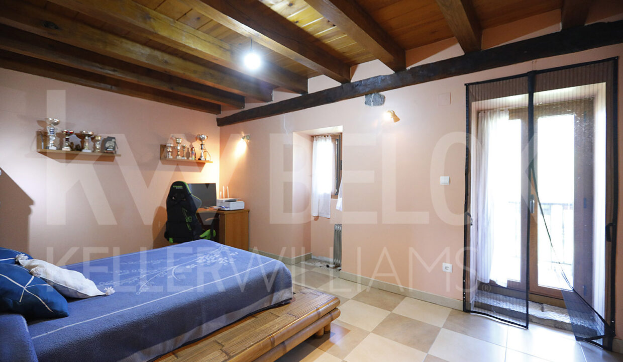 Roberto-Beloki-NC1709-28-M