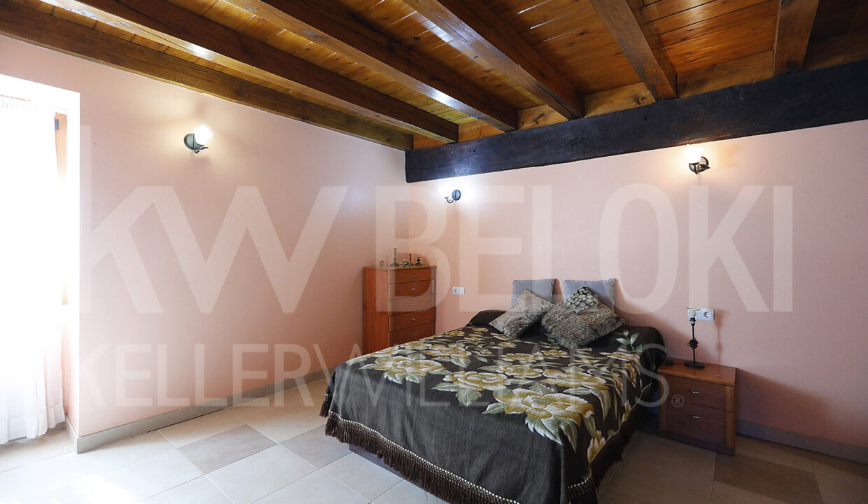 Roberto-Beloki-NC1709-33-M