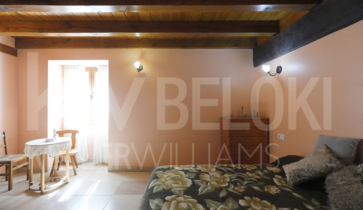 Roberto-Beloki-NC1709-34-M