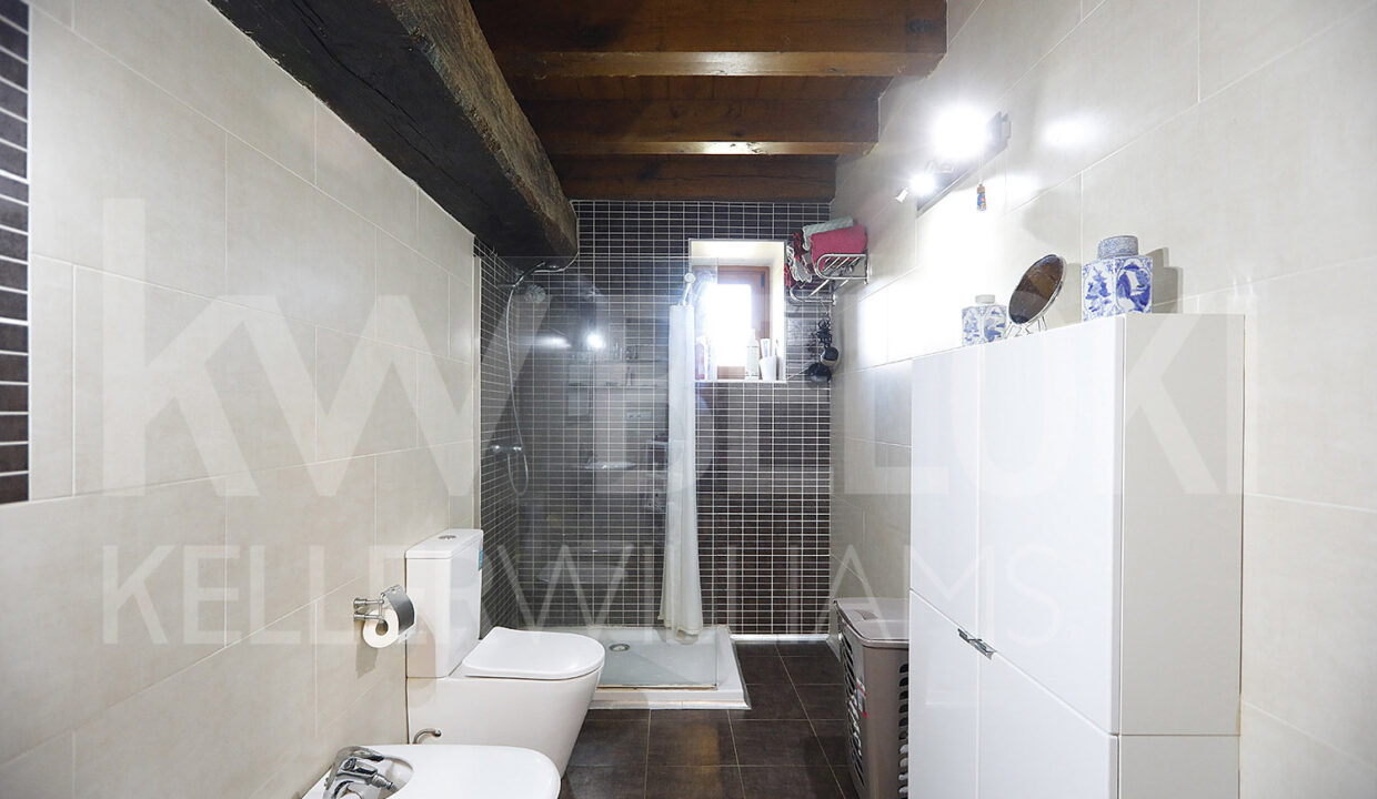 Roberto-Beloki-NC1709-36-M