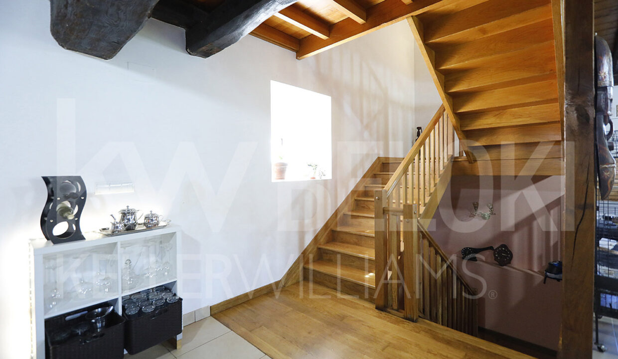 Roberto-Beloki-NC1709-37-M