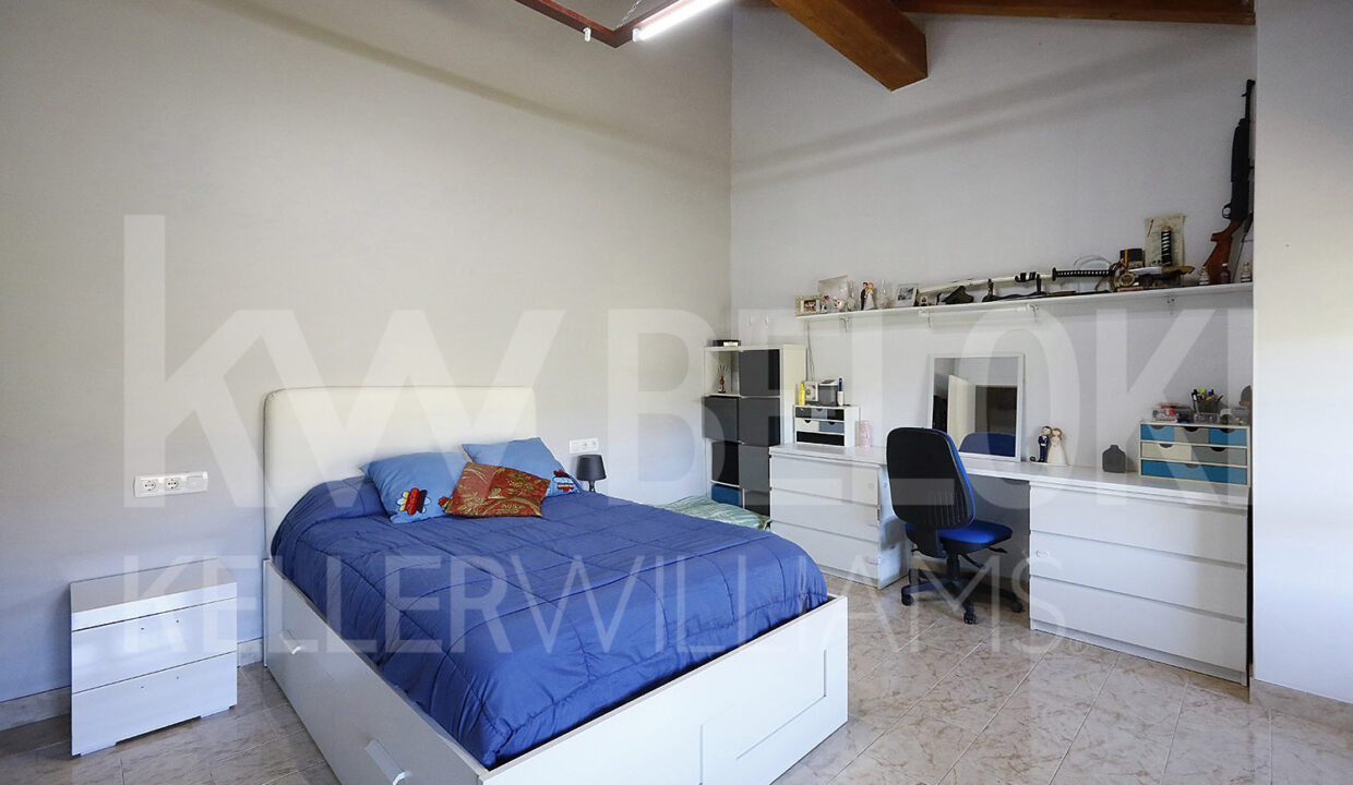 Roberto-Beloki-NC1709-45-M