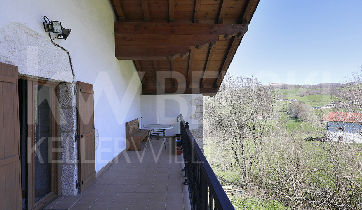 Roberto-Beloki-NC1709-51-M