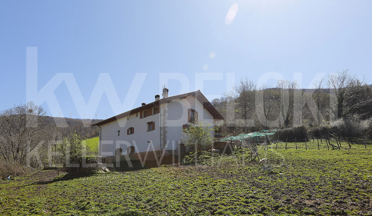 Roberto-Beloki-NC1709-6-M