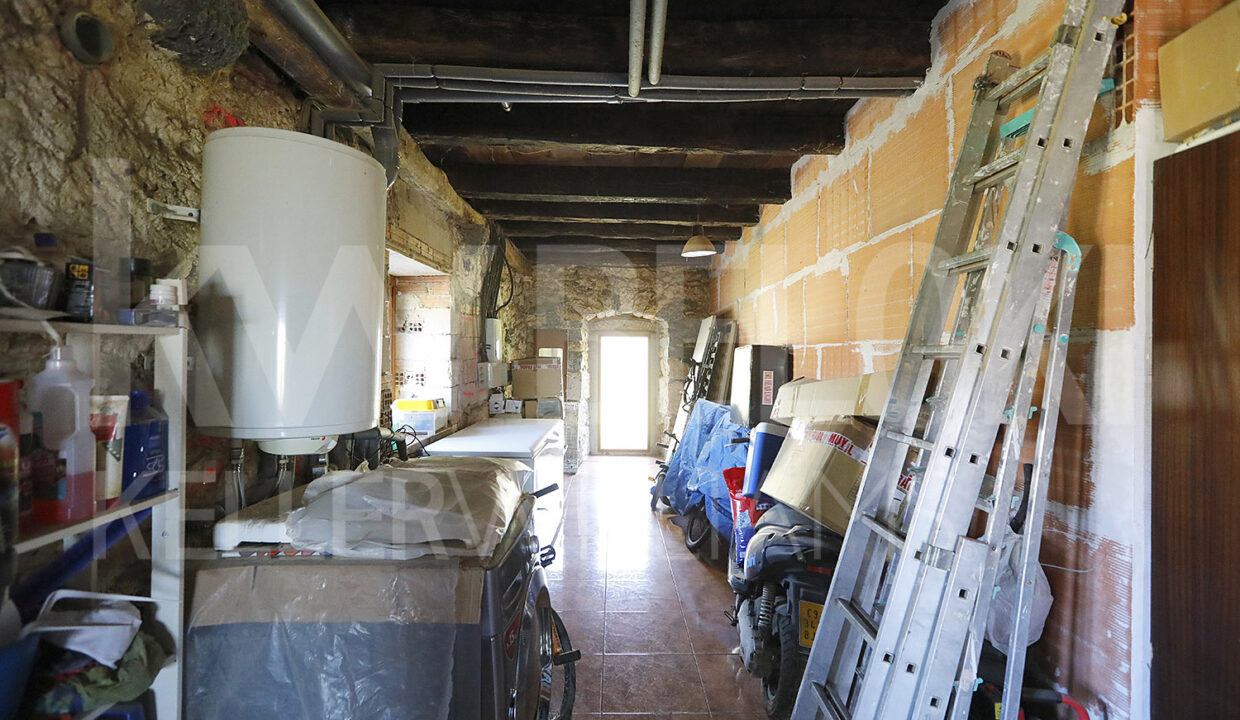 Roberto-Beloki-NC1709-63-M