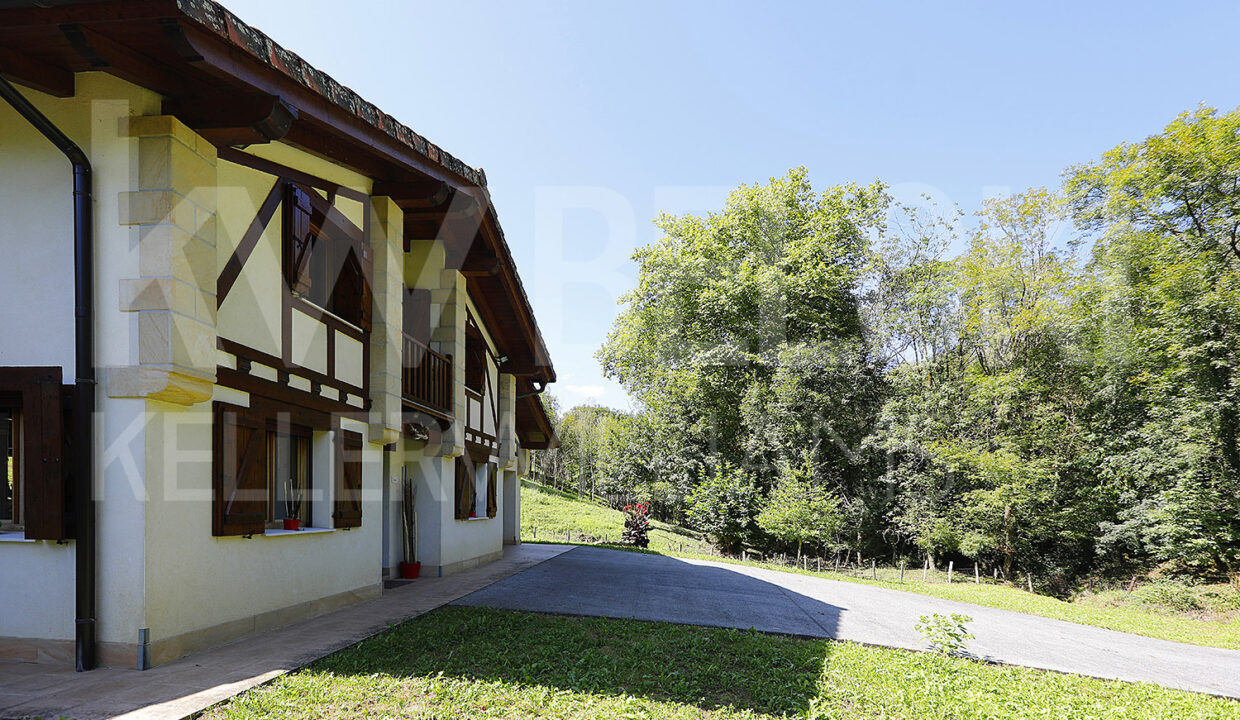 Roberto-Beloki-NC2005-4-M