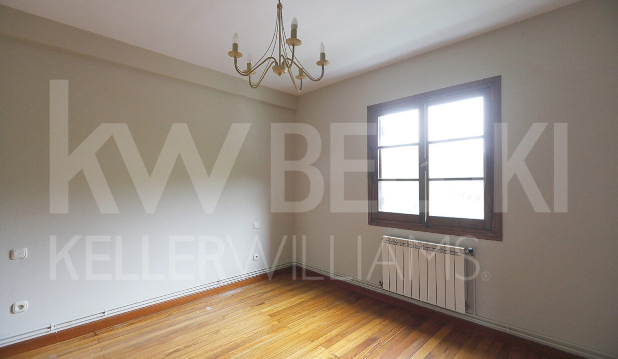 Roberto-Beloki-NP2001-18-M