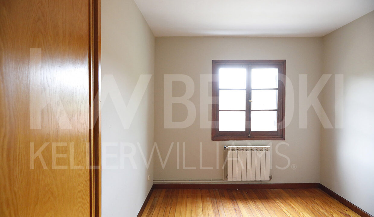 Roberto-Beloki-NP2001-25-M