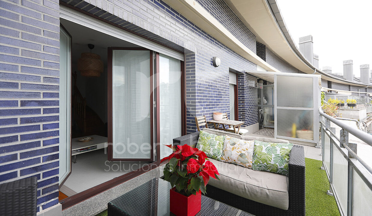 Roberto-Beloki-P2032-13-M-1