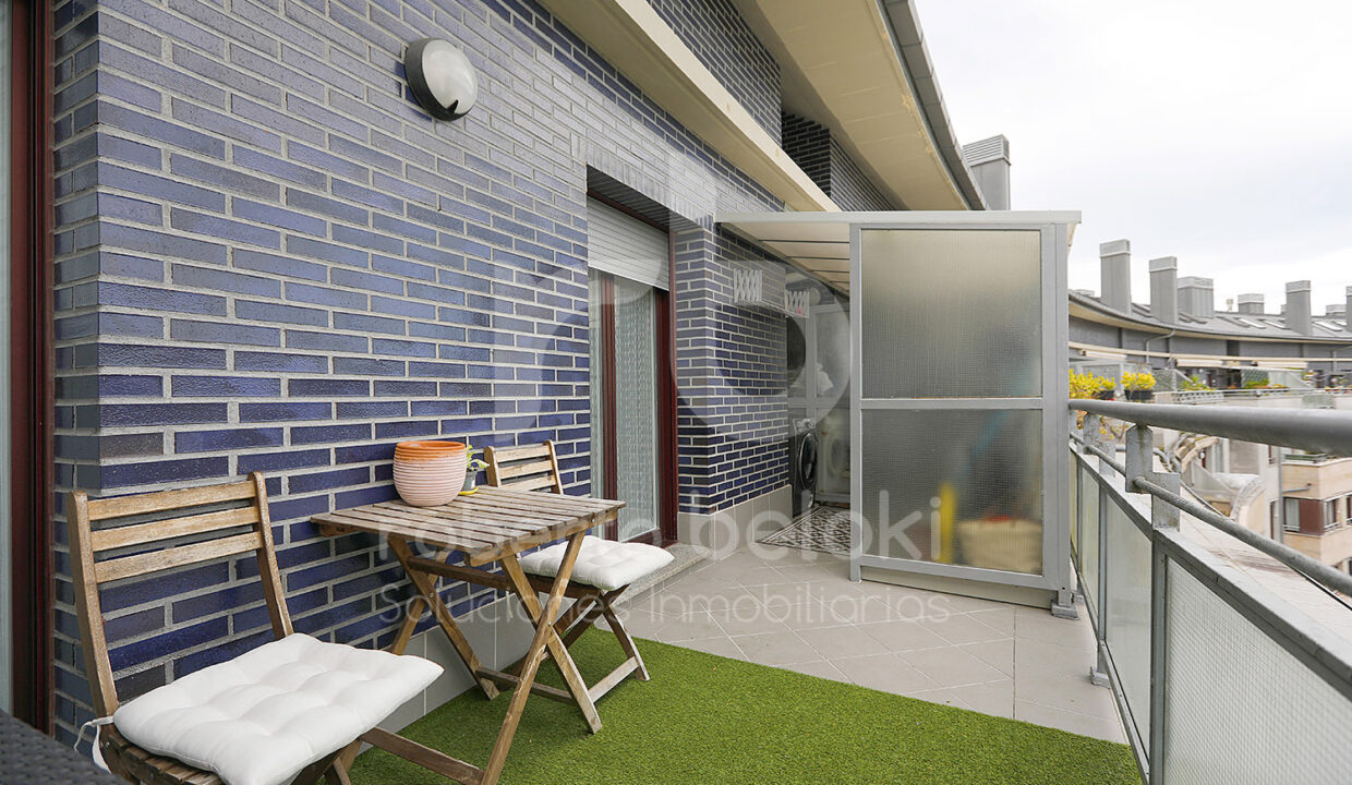 Roberto-Beloki-P2032-14-M-1