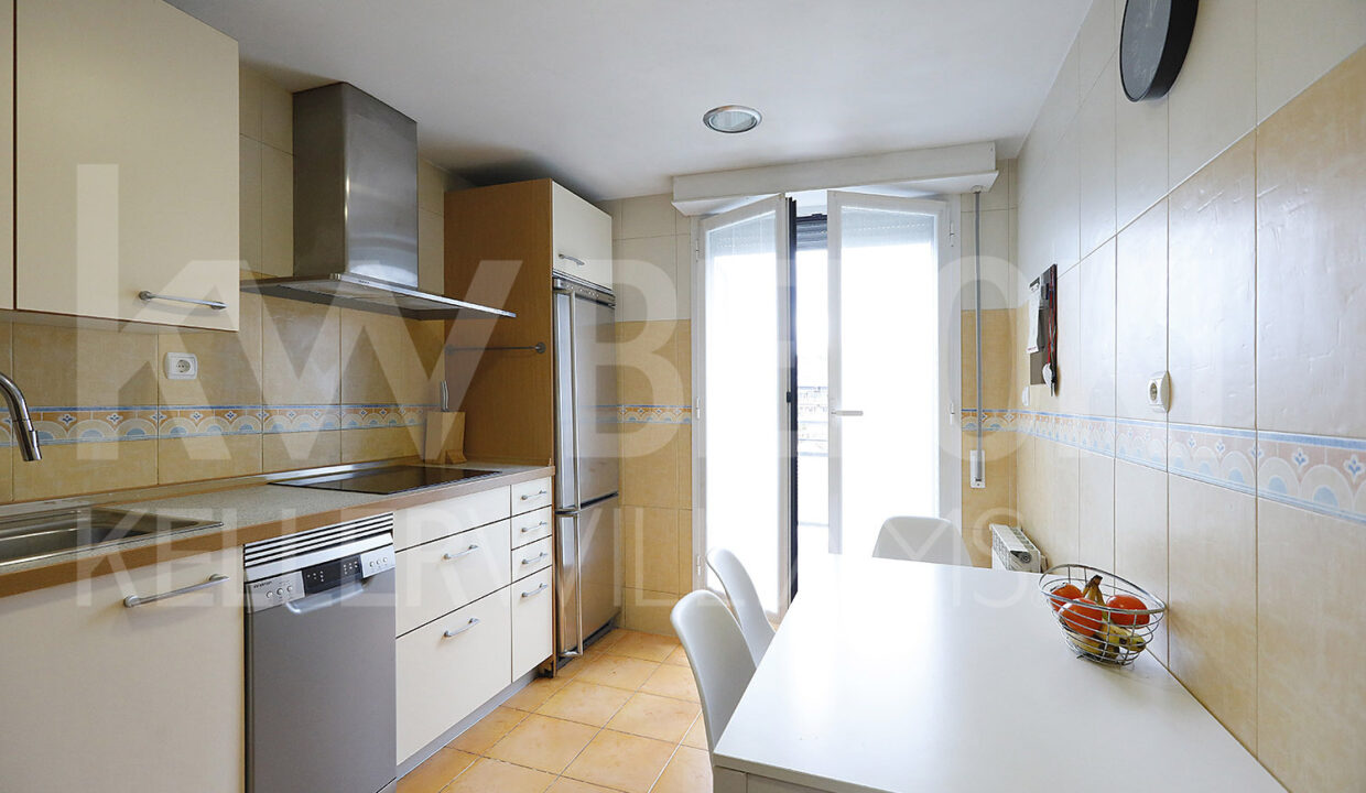 Roberto-Beloki-P2032-16-M