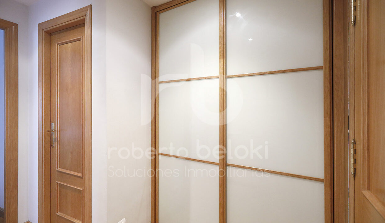 Roberto-Beloki-P2032-2-M-1