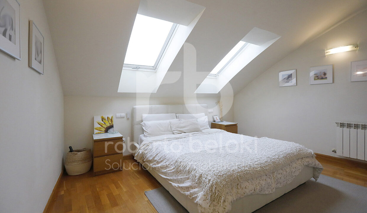 Roberto-Beloki-P2032-28-M-1