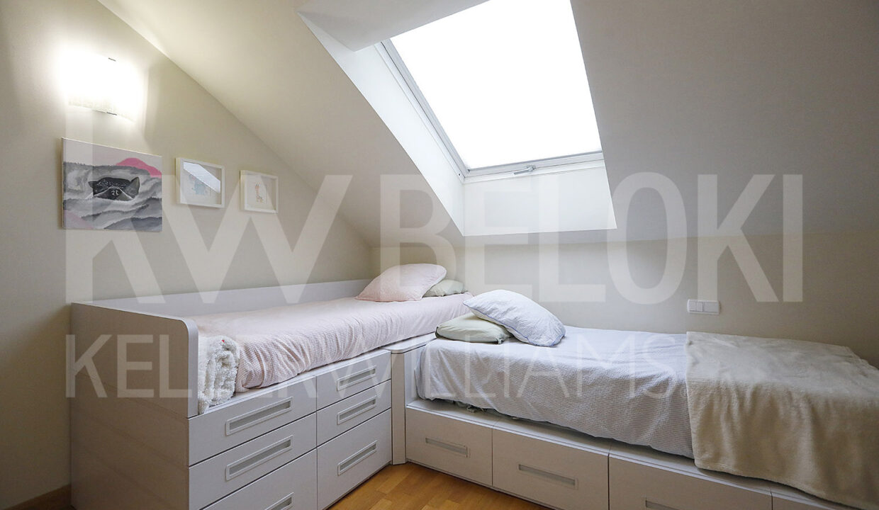 Roberto-Beloki-P2032-30-M