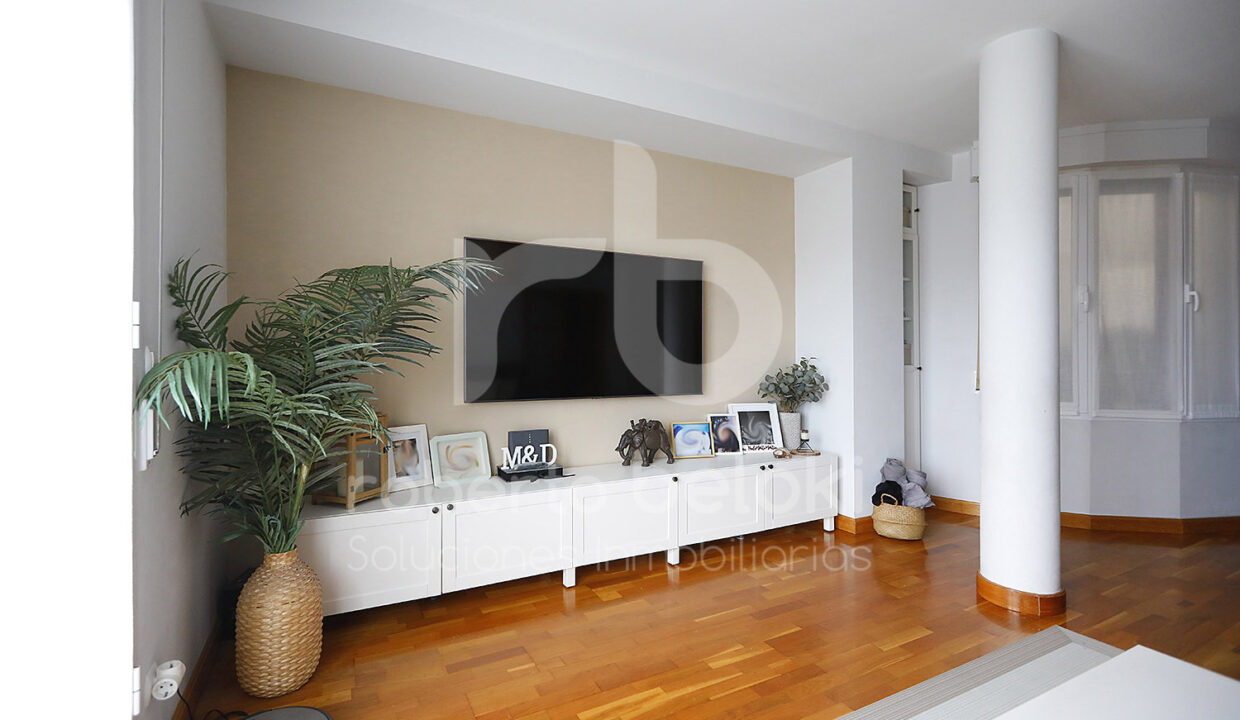 Roberto-Beloki-P2032-7-M-1