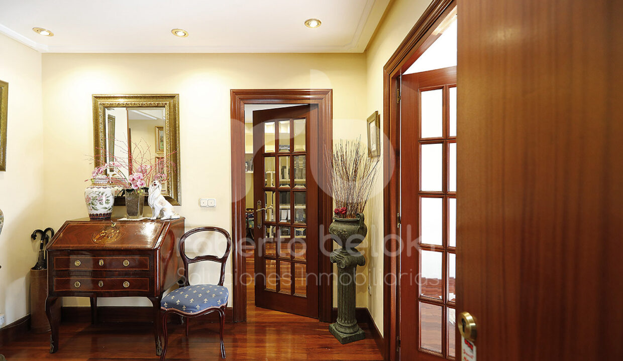 Roberto-Beloki-P2034-1-M