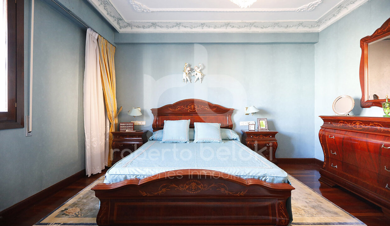 Roberto-Beloki-P2034-20-M