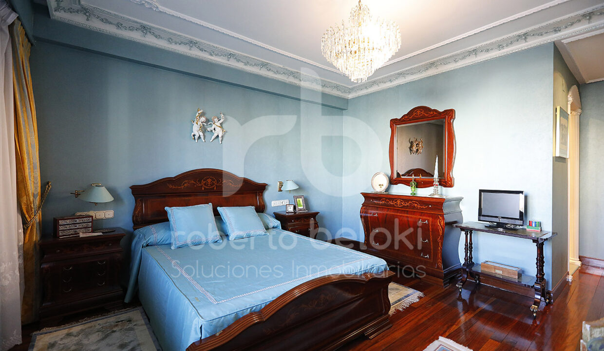 Roberto-Beloki-P2034-21-M