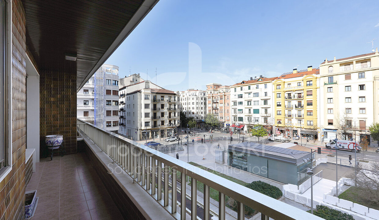 Roberto-Beloki-P2034-22-M