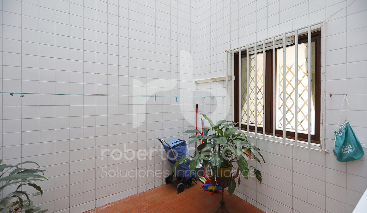 Roberto-Beloki-P2034-32-M