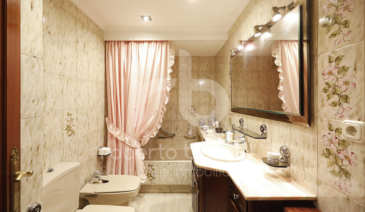 Roberto-Beloki-P2034-37-M