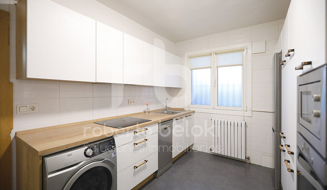 Roberto-Beloki-P2038-12-M