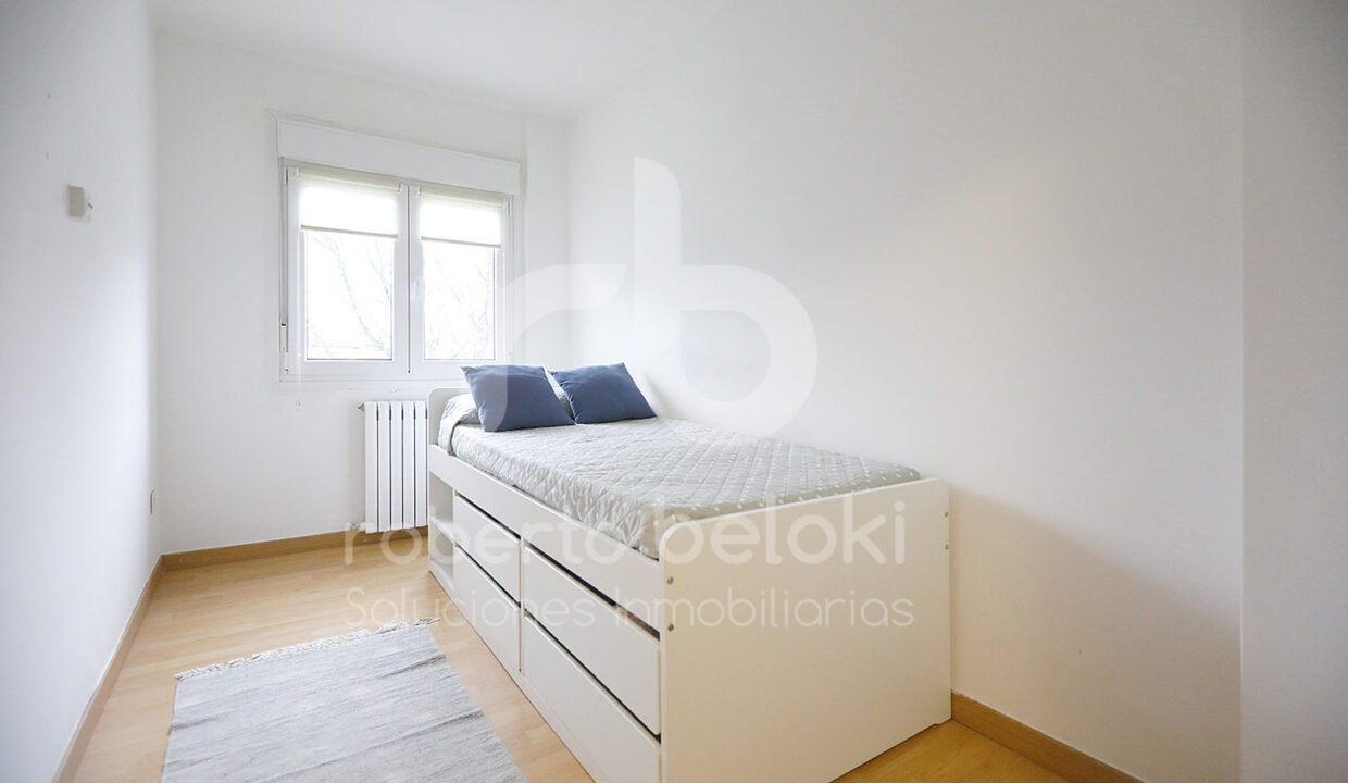 Roberto-Beloki-P2038-18-M