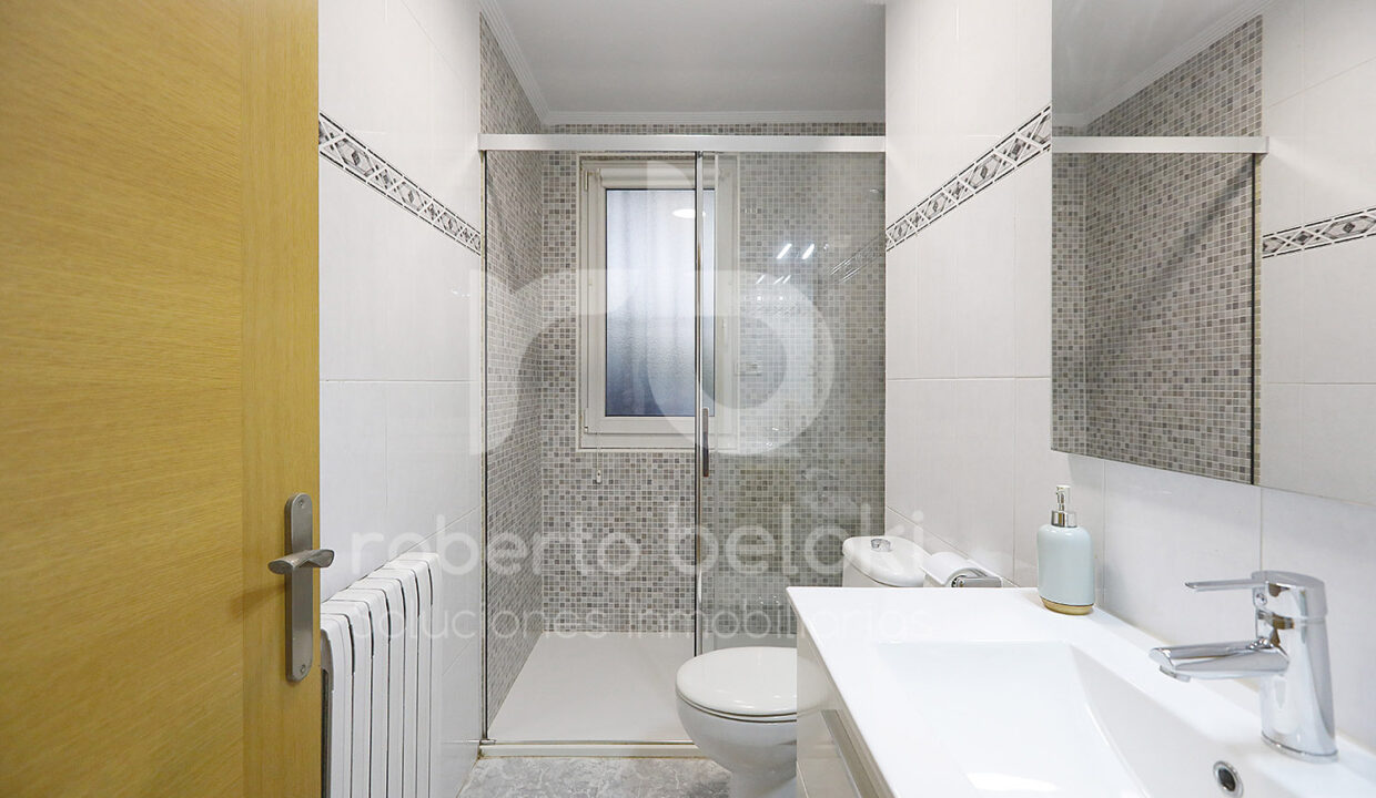 Roberto-Beloki-P2038-21-M