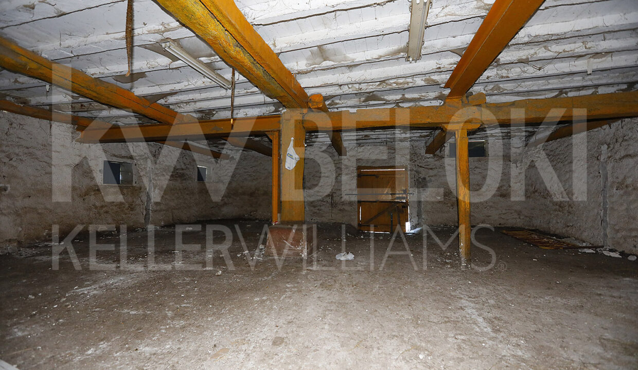 Roberto-BelokiMC2000-10-M