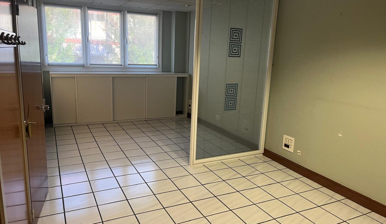 WhatsApp-Image-2024-09-25-at-11.08.03