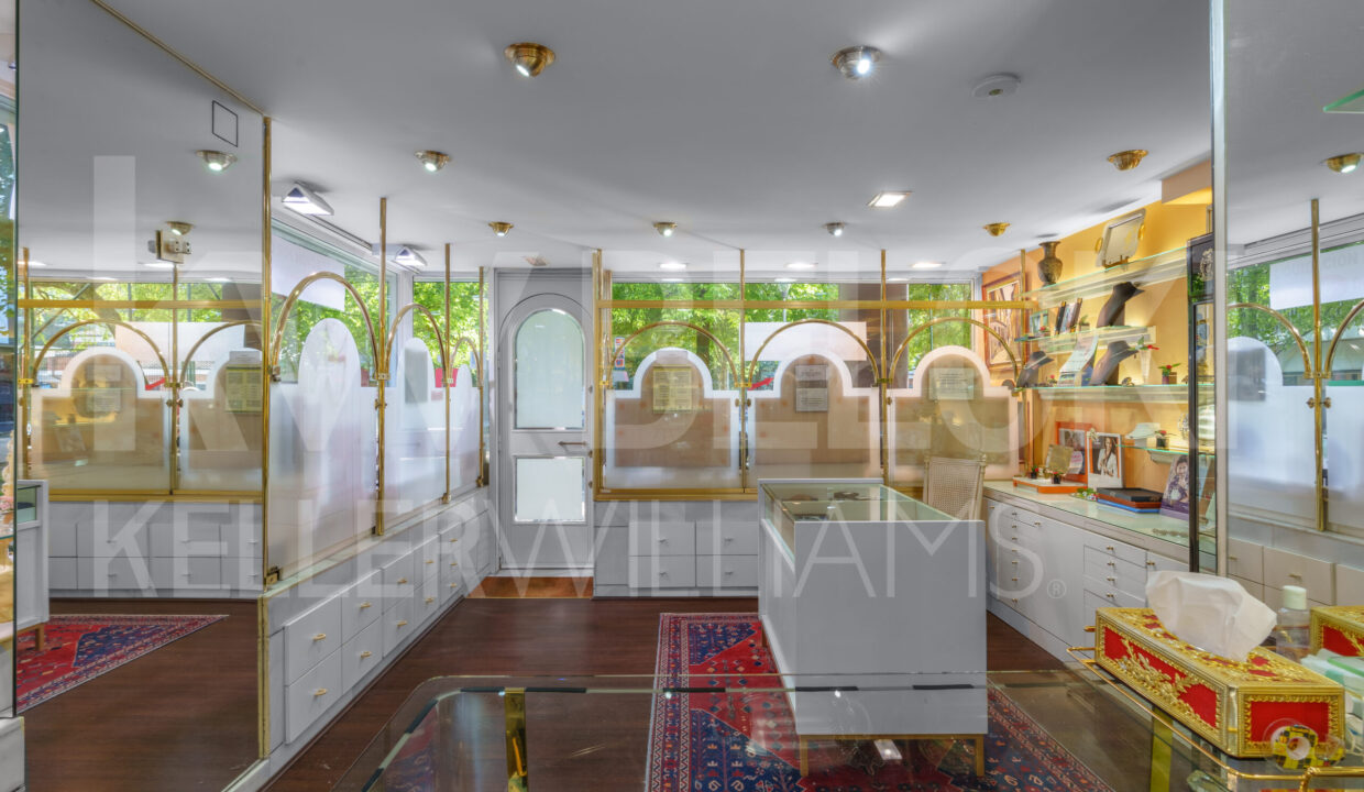 rOBERTO-bELOKI-DL1720-9-scaled