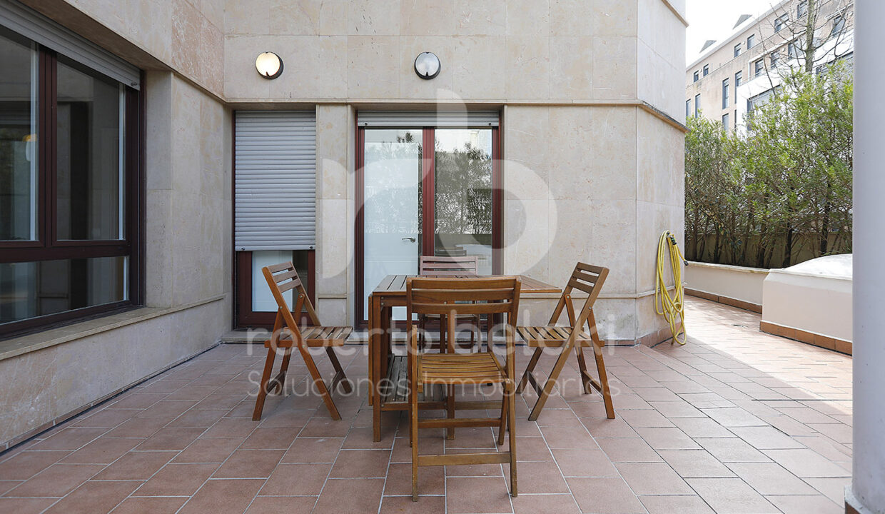 Roberto-Beloki-P2043-20-M
