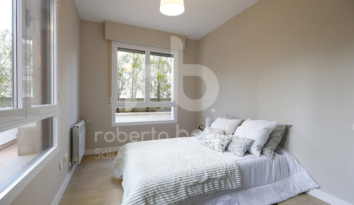 Roberto-Beloki-P2043-35-M