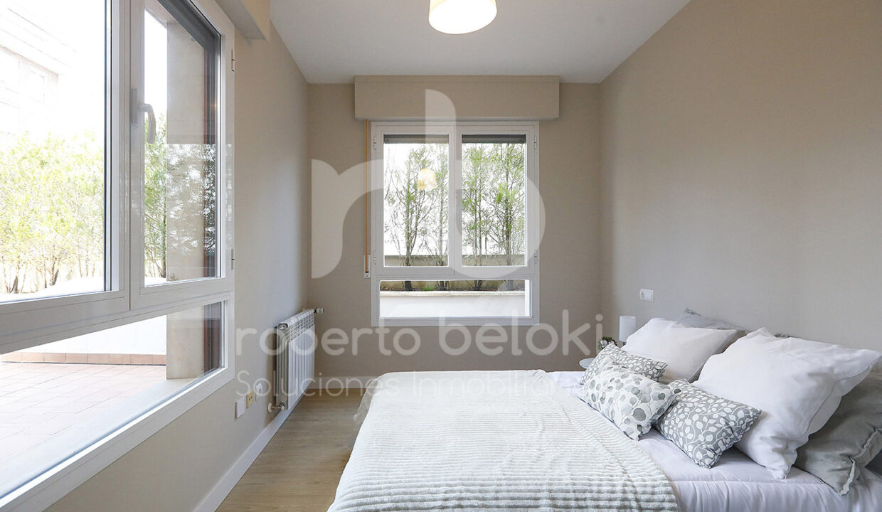 Roberto-Beloki-P2043-36-M