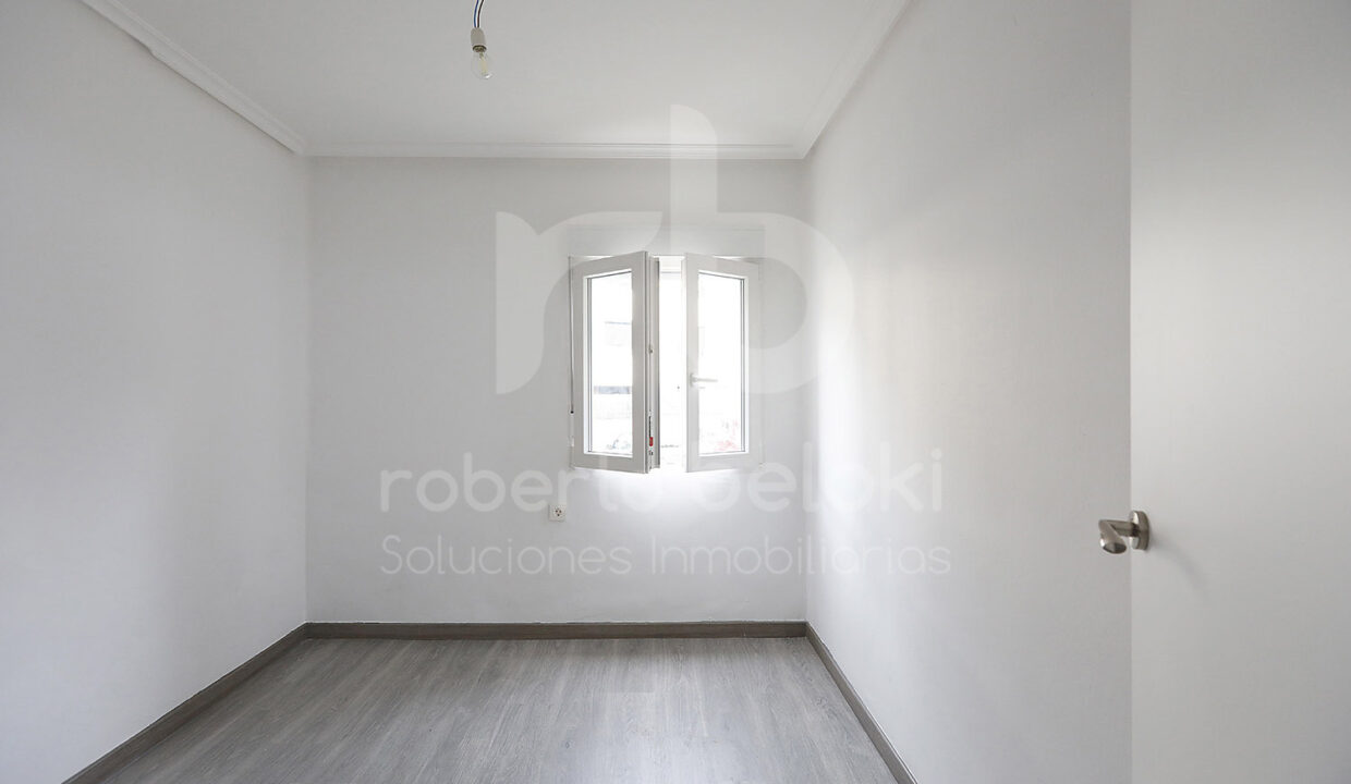 Roberto-Beloki-P2044-18-M