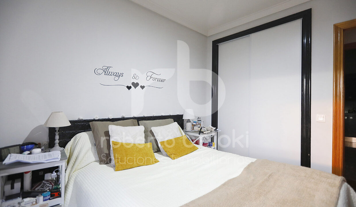 Roberto-Beloki-P2045-11-M