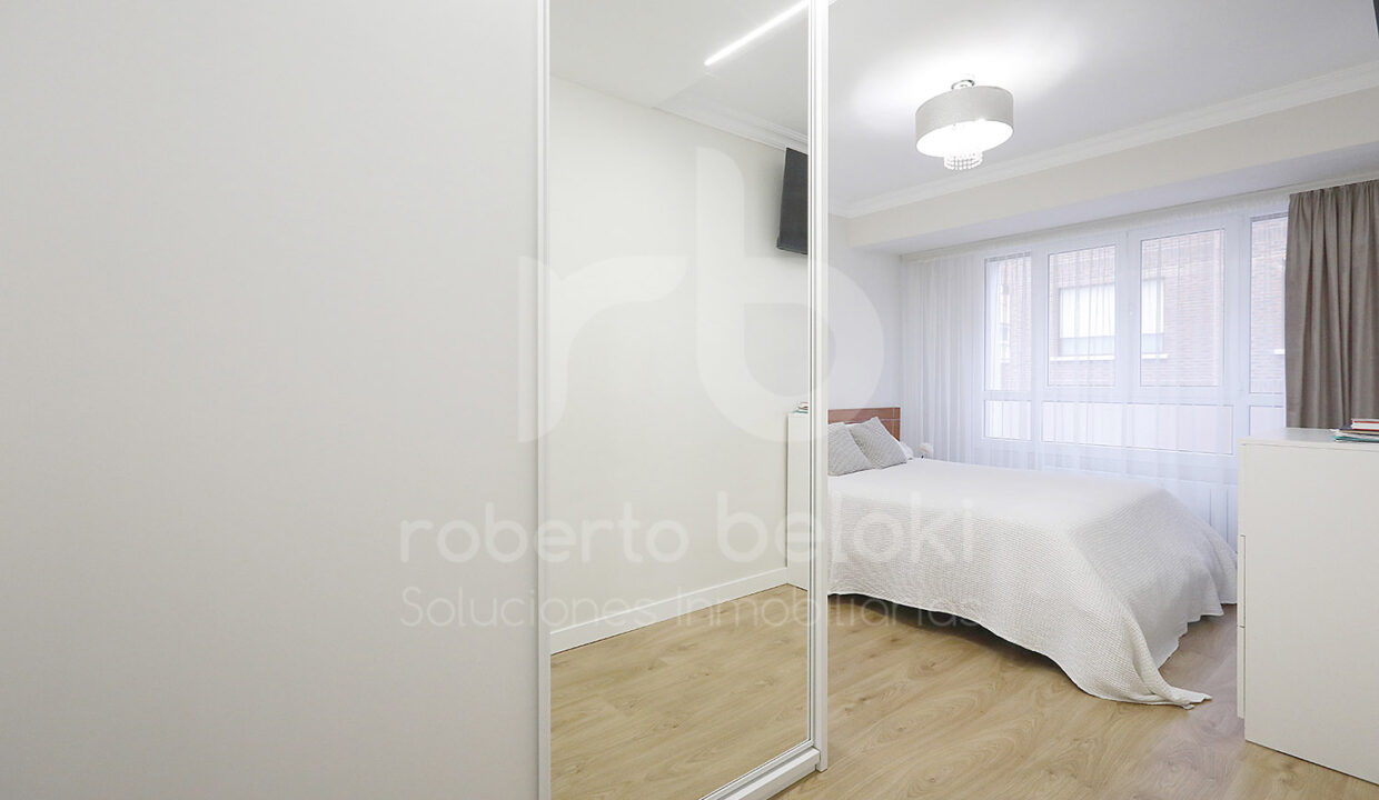 Roberto-Beloki-P2048-18M