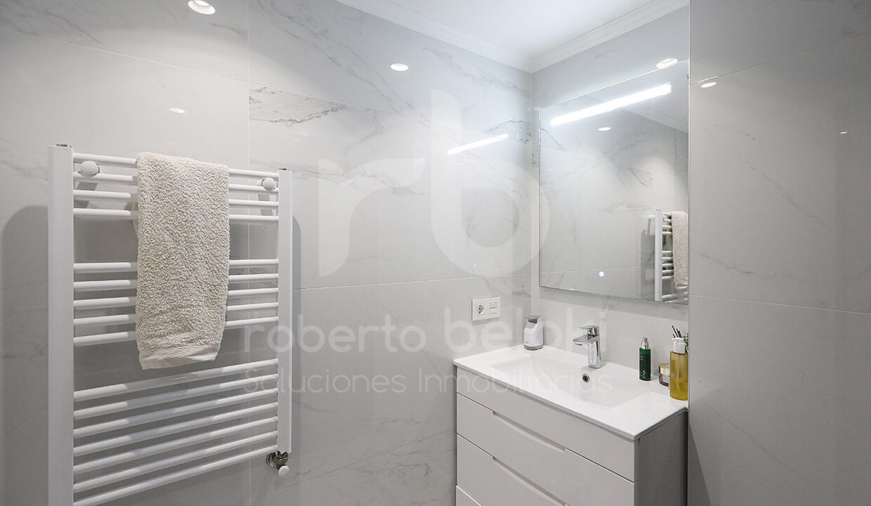 Roberto-Beloki-P2048-26M