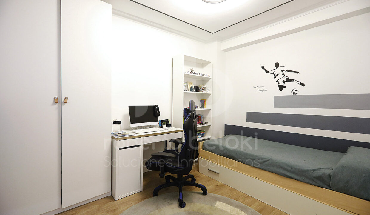 Roberto-Beloki-P2048-27M