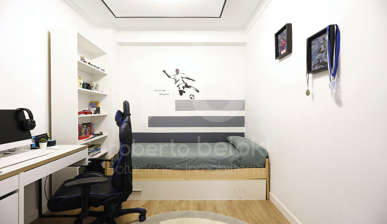 Roberto-Beloki-P2048-28M