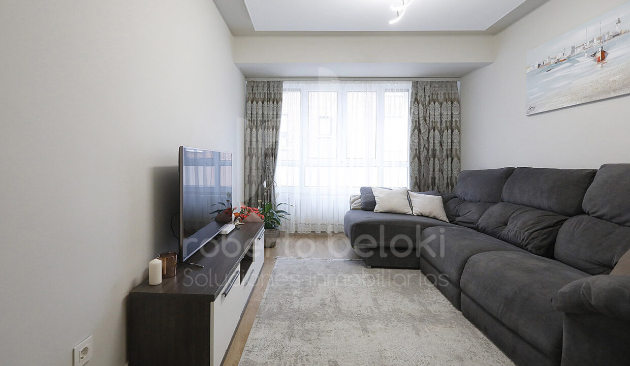 Roberto-Beloki-P2048-4M