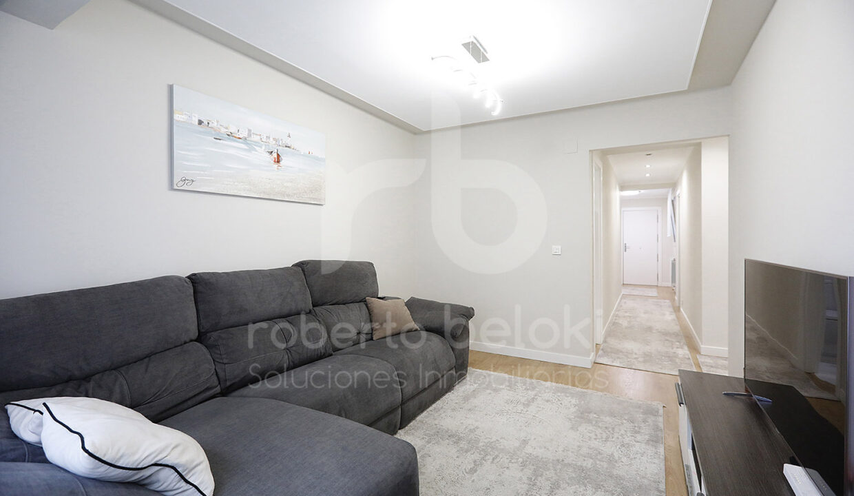 Roberto-Beloki-P2048-7M